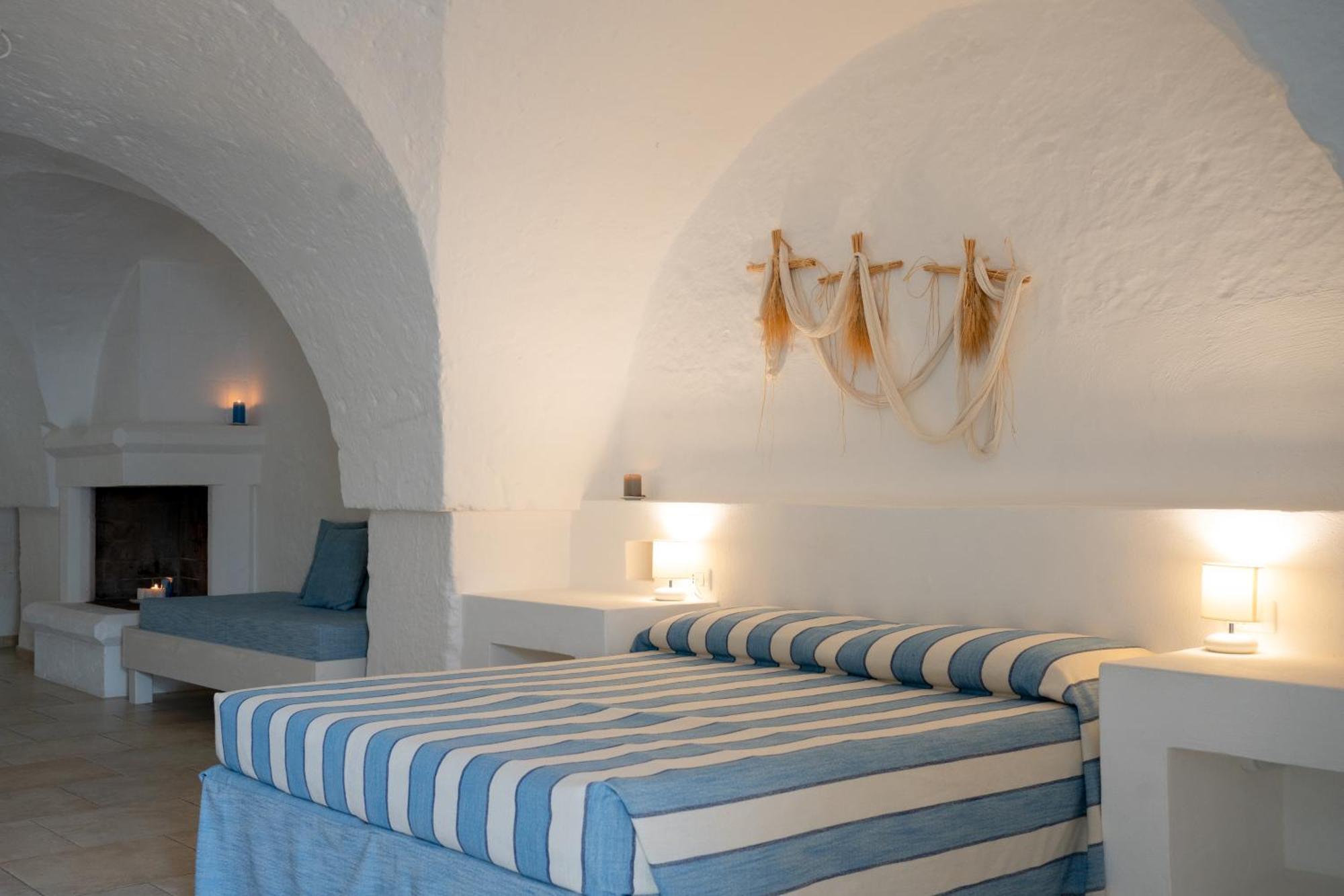 Bed and Breakfast Oltre Gli Ulivi Ostuni Exterior foto