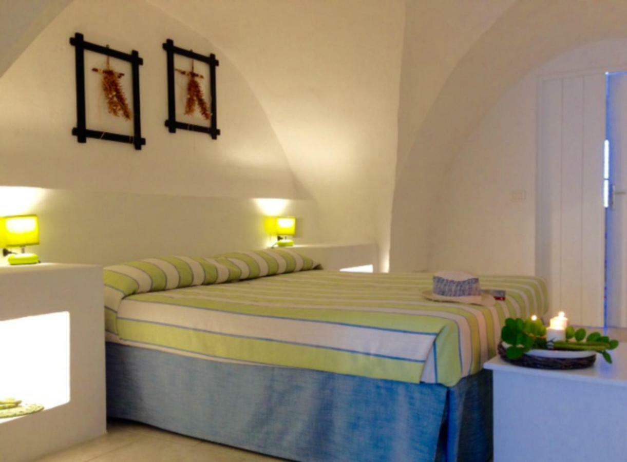 Bed and Breakfast Oltre Gli Ulivi Ostuni Exterior foto